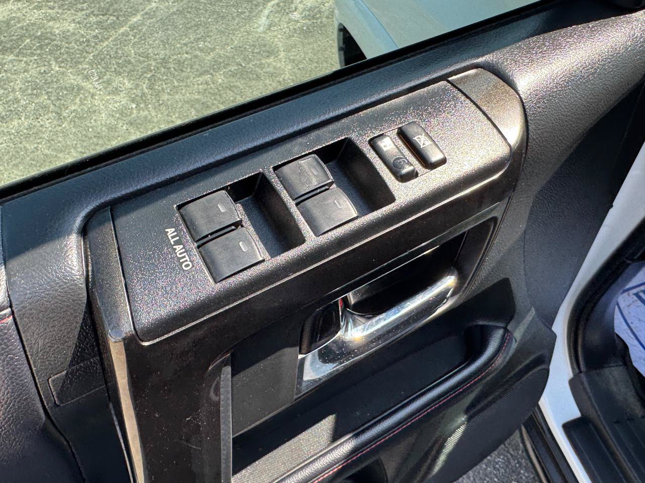 Used 2019 Toyota 4Runner TRD Off-Road Premium AWD/4WD image 25