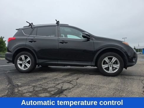Used 2015 Toyota RAV4 XLE AWD/4WD image 2