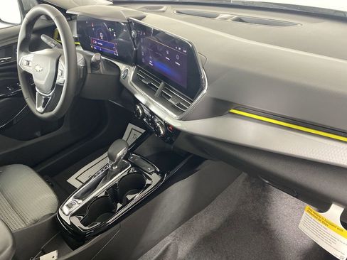 New 2026 Chevrolet Trax LT w/ Driver Confidence Package image 26