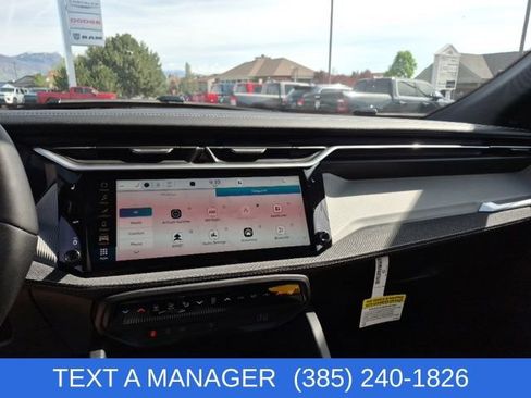 New 2026 Jeep Cherokee Limited image 17