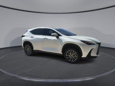 Used 2024 Lexus NX 250 250 Premium image 2