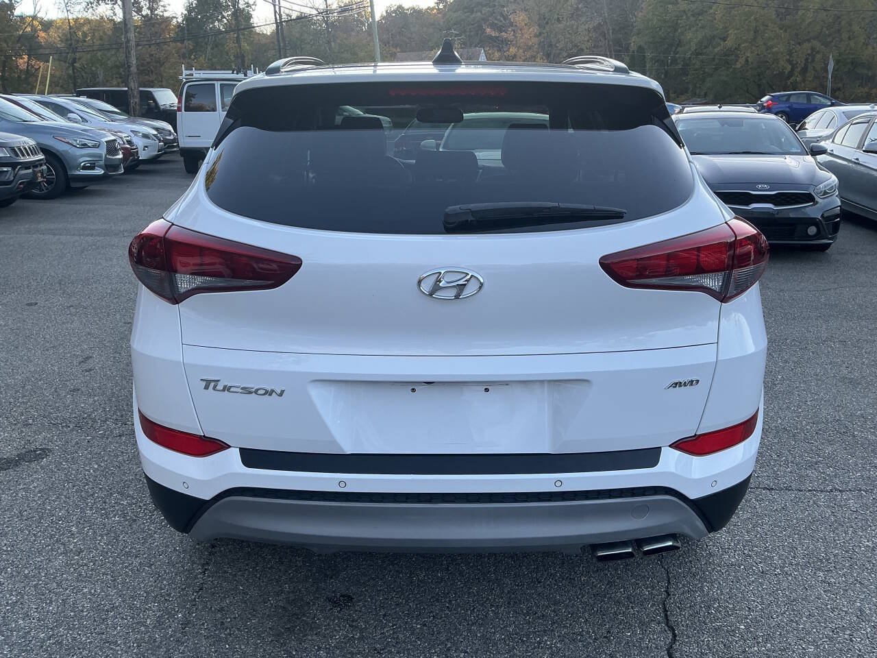 Used 2018 Hyundai Tucson Value w/ Cargo Package AWD/4WD image 6