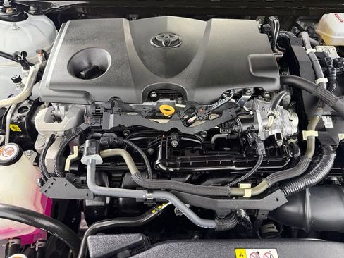 Used 2022 Toyota Camry LE FWD image 32