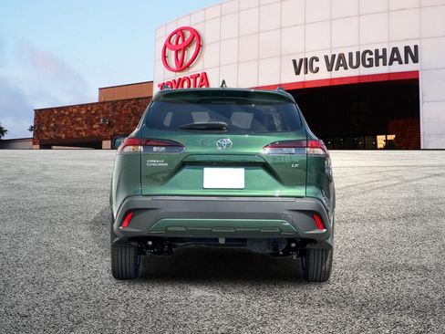 New 2026 Toyota Corolla Cross LE FWD image 4