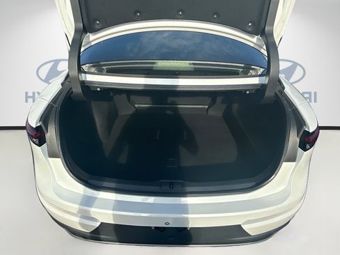 Used 2023 Toyota Crown XLE image 25