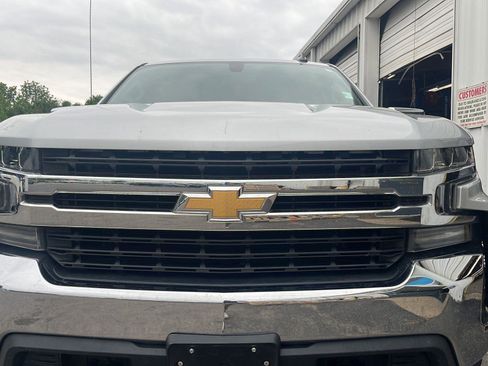 Used 2019 Chevrolet Silverado 1500 LT w/ All-Star Edition AWD/4WD image 11