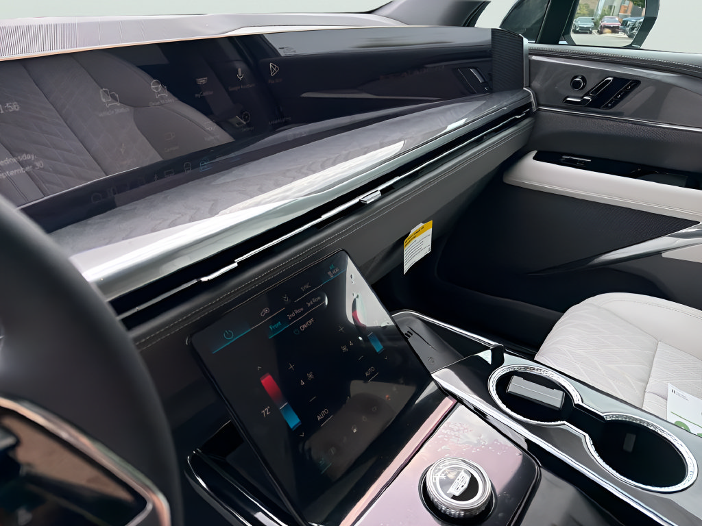 New 2026 Cadillac Escalade IQ Sport 1 w/ LPO, Floor Liner Package AWD/4WD image 23