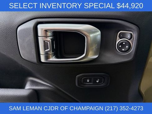 New 2026 Jeep Gladiator Willys image 17