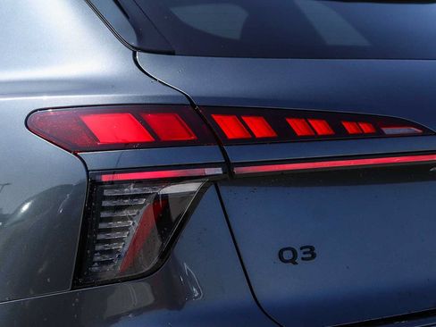 New 2026 Audi Q3 quattro 2.0T AWD/4WD image 12
