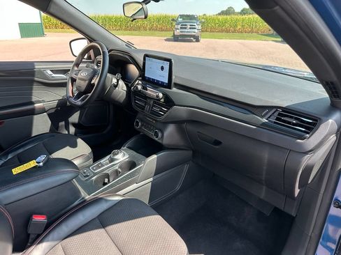 Used 2023 Ford Escape ST-Line AWD/4WD image 30