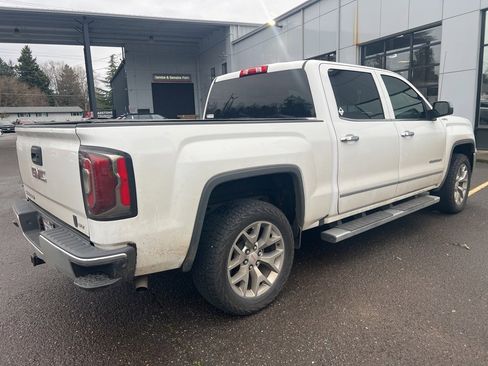 Used 2018 GMC Sierra 1500 SLT w/ SLT Premium Package image 2