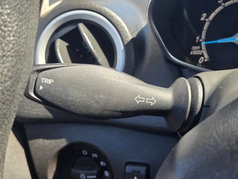 Used 2018 Ford Fiesta SE FWD image 25
