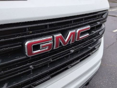 New 2026 GMC Sierra 1500 Elevation AWD/4WD image 32