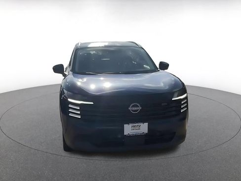 Used 2026 Nissan Kicks SR AWD/4WD image 4