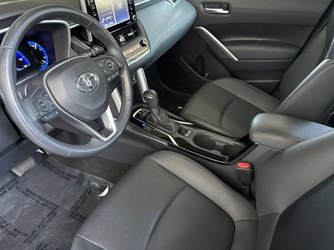 Certified 2022 Toyota Corolla Cross XLE w/ Convenience Package AWD/4WD image 12