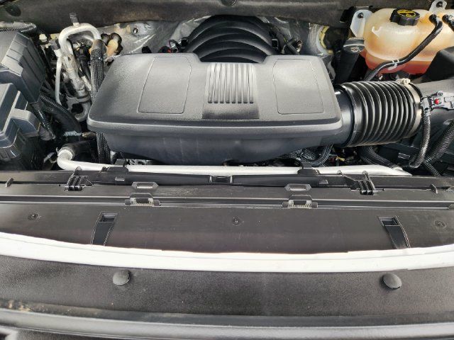 Used 2024 GMC Yukon XL AT4 AWD/4WD image 32