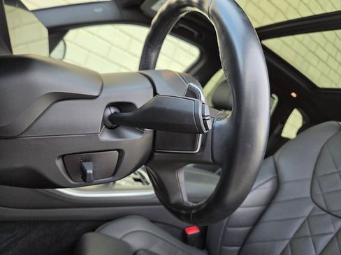 Used 2023 BMW X5 xDrive40i w/ Executive Package image 56