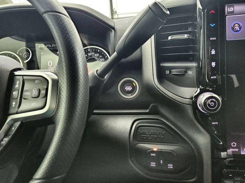 New 2026 RAM 2500 Tradesman AWD/4WD image 27