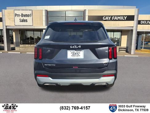 Used 2026 Kia Sorento LX FWD image 19
