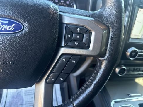Used 2021 Ford Expedition XLT image 18