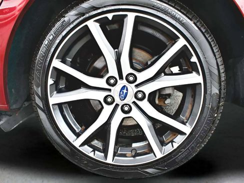 Used 2017 Subaru Impreza 2.0i Limited image 32