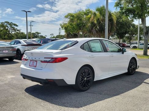 New 2026 Toyota Camry SE w/ Multimedia Upgrade Package FWD image 4
