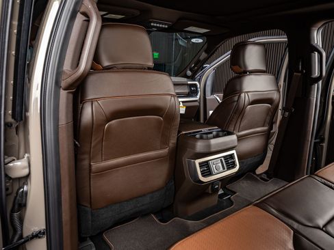 Used 2026 Ford F450 King Ranch w/ Chrome Package image 35