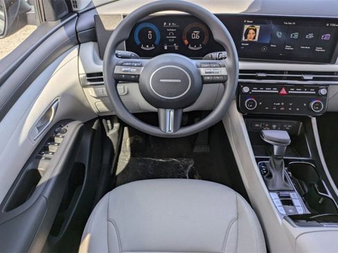 New 2025 Hyundai Tucson SEL image 14