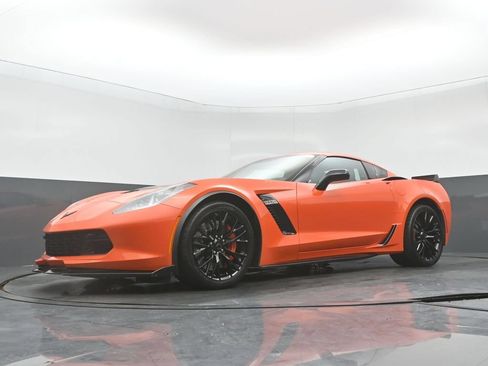 Used 2019 Chevrolet Corvette Z06 RWD image 23