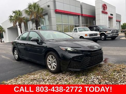 Used 2025 Toyota Camry LE FWD image 1