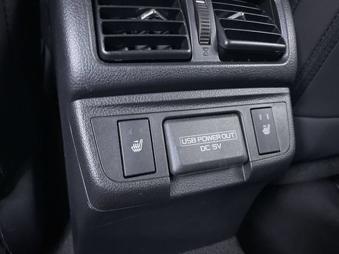 Used 2018 Subaru Outback 2.5i Limited AWD/4WD image 30