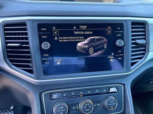 Used 2021 Volkswagen Atlas Cross Sport SE FWD image 24