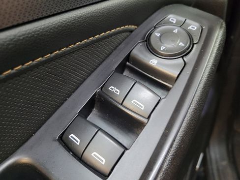 Used 2021 Chevrolet Traverse Premier w/ Redline Edition AWD/4WD image 27