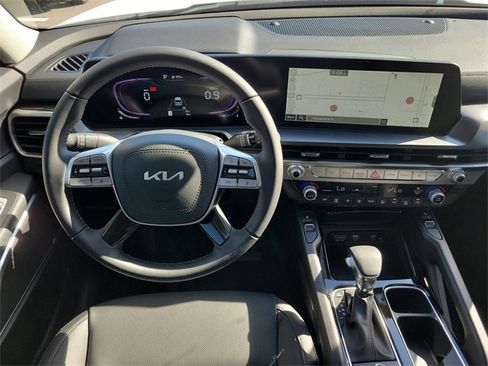 New 2025 Kia Telluride S image 19