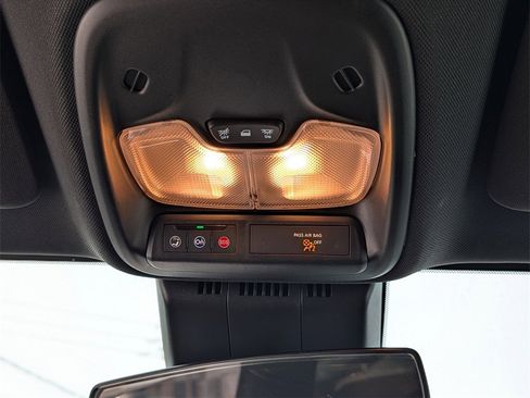 Used 2023 Chevrolet Colorado LT w/ LT Convenience Package image 23