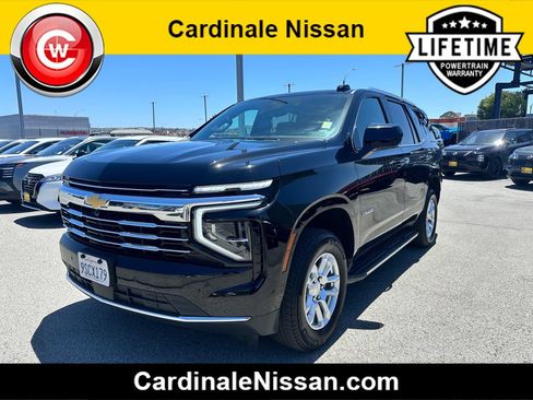 Used 2025 Chevrolet Tahoe LT RWD image 1