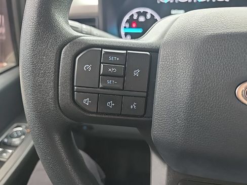 Used 2023 Ford F250 XL AWD/4WD image 15