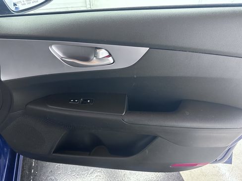 Used 2022 Kia Forte LXS FWD image 35