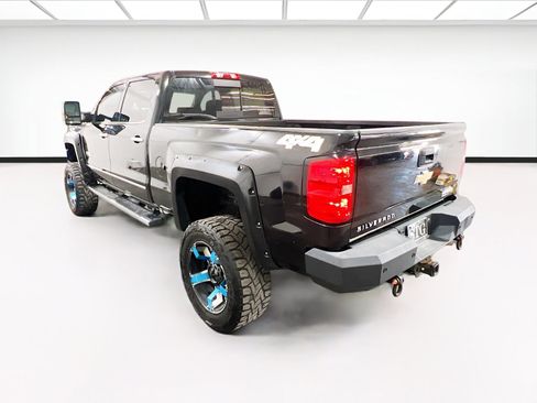 Used 2016 Chevrolet Silverado 2500 High Country w/ Duramax Plus Package AWD/4WD image 6
