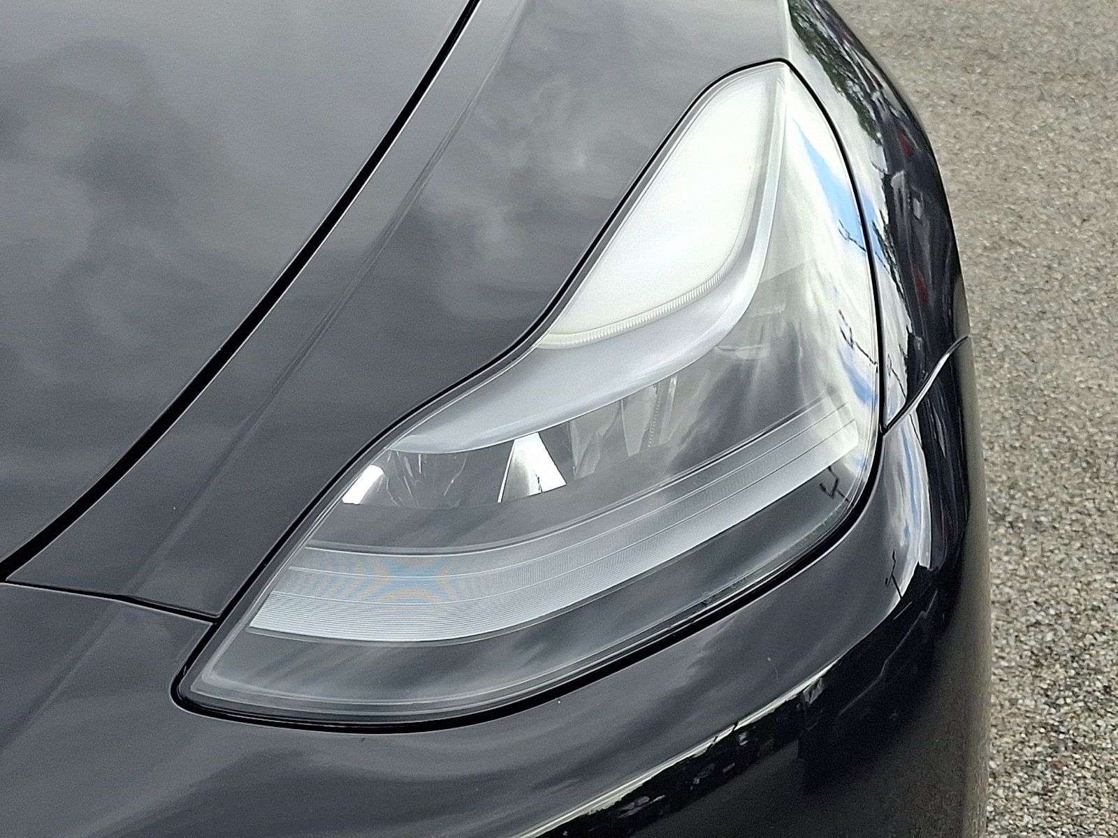 Used 2024 Tesla Model Y Long Range AWD/4WD image 9