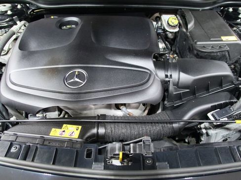 Used 2015 Mercedes-Benz GLA 250 4MATIC image 30