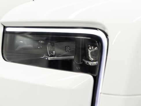 New 2026 Rolls-Royce Cullinan AWD/4WD image 15