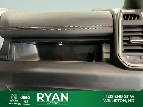New 2026 RAM 2500 Laramie AWD/4WD image 47