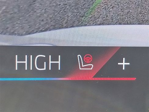 Used 2025 BMW X5 M60i image 26