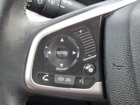 Used 2018 Honda Civic EX-L image 19