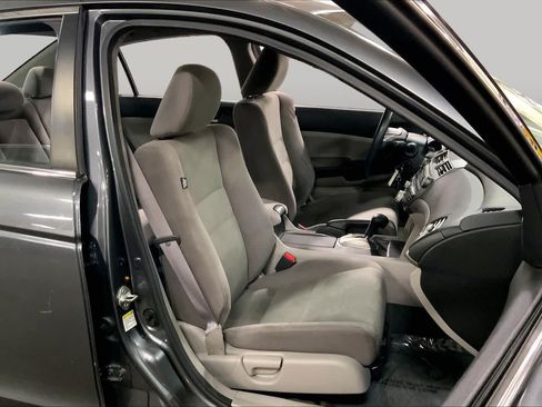 Used 2011 Honda Accord LX image 8