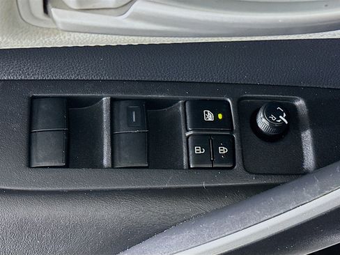 Used 2020 Toyota Corolla SE image 14