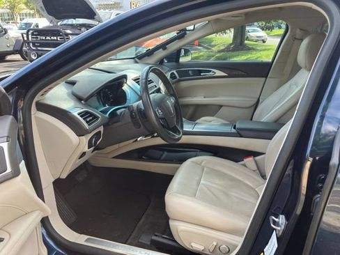 Used 2017 Lincoln MKZ Reserve w/ Climate Package AWD/4WD image 10