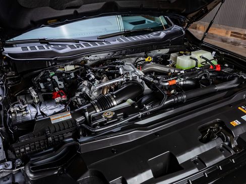 Used 2026 Ford F450 Platinum w/ Platinum Plus Package image 41