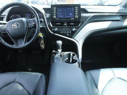 Certified 2022 Toyota Camry SE FWD image 12
